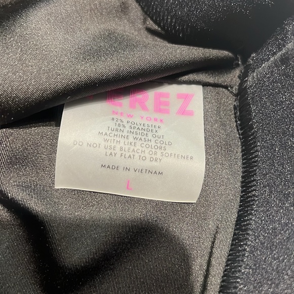 Terez Onyx Marble Sports Bra NWOT - Picture 5 of 6